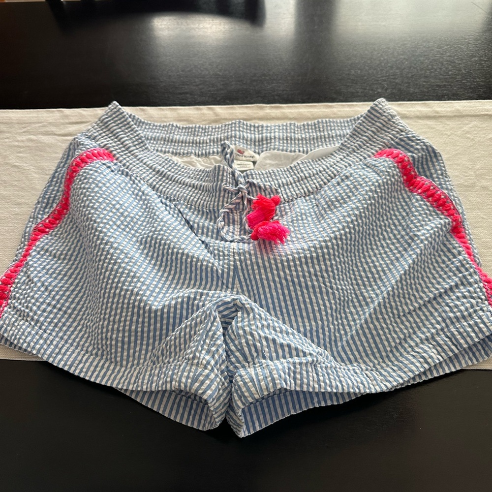 Vineyard Vines woman’s shorts